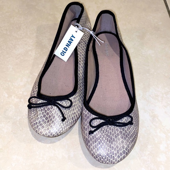 NWT Old Navy Ballet Flats - Picture 1 of 3